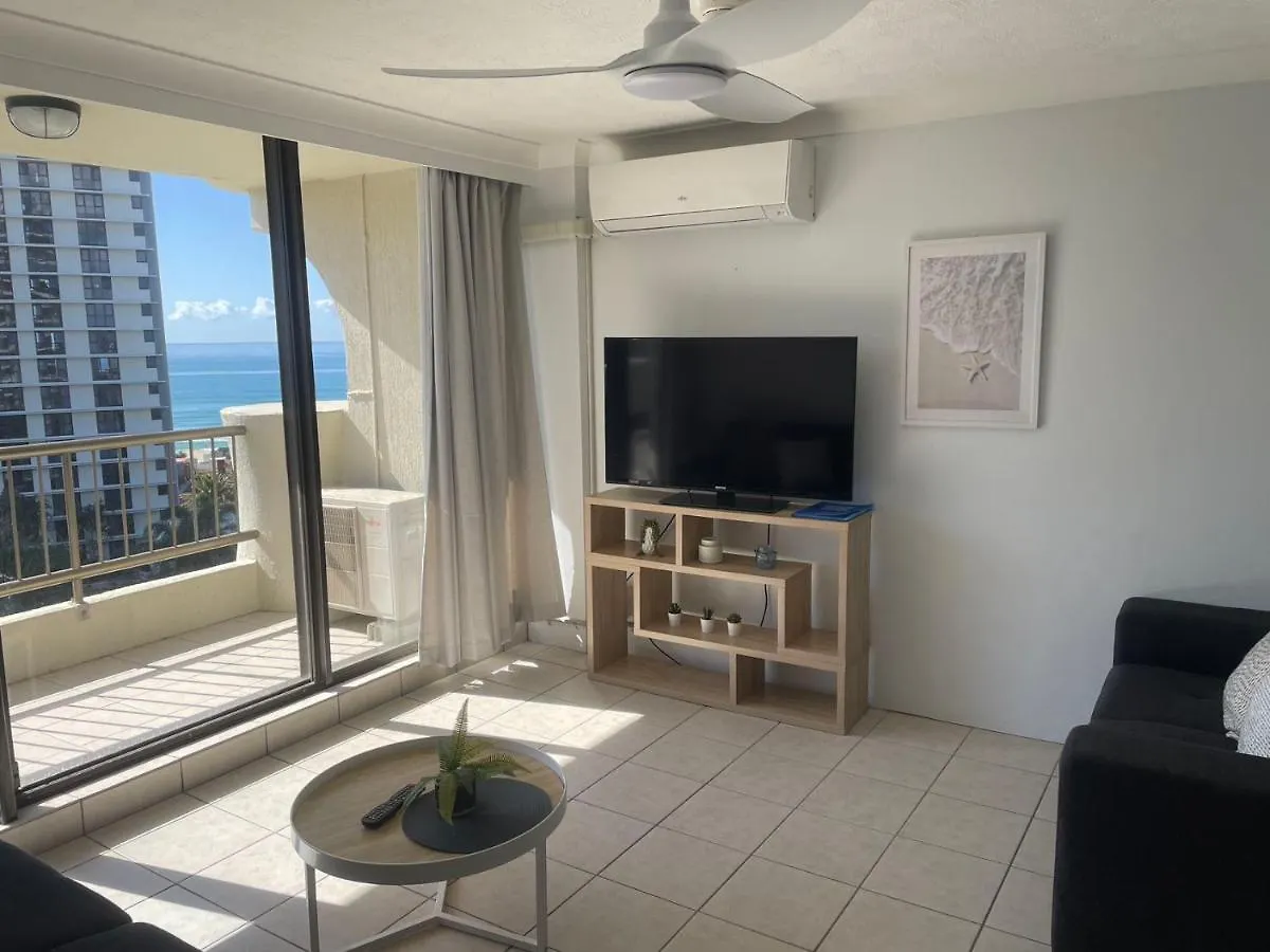 Aristocrat Apartments Gold Coast Aparthotel