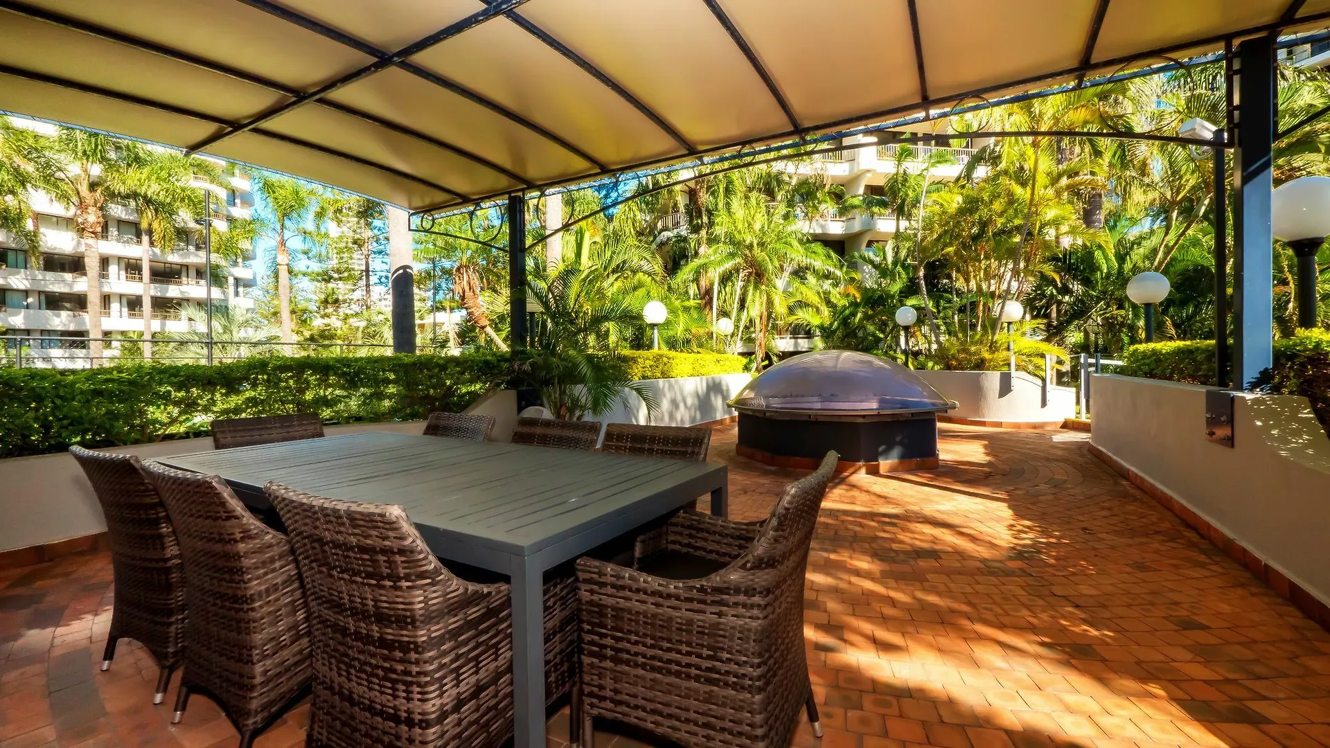 Aparthotel Aristocrat Apartments Gold Coast