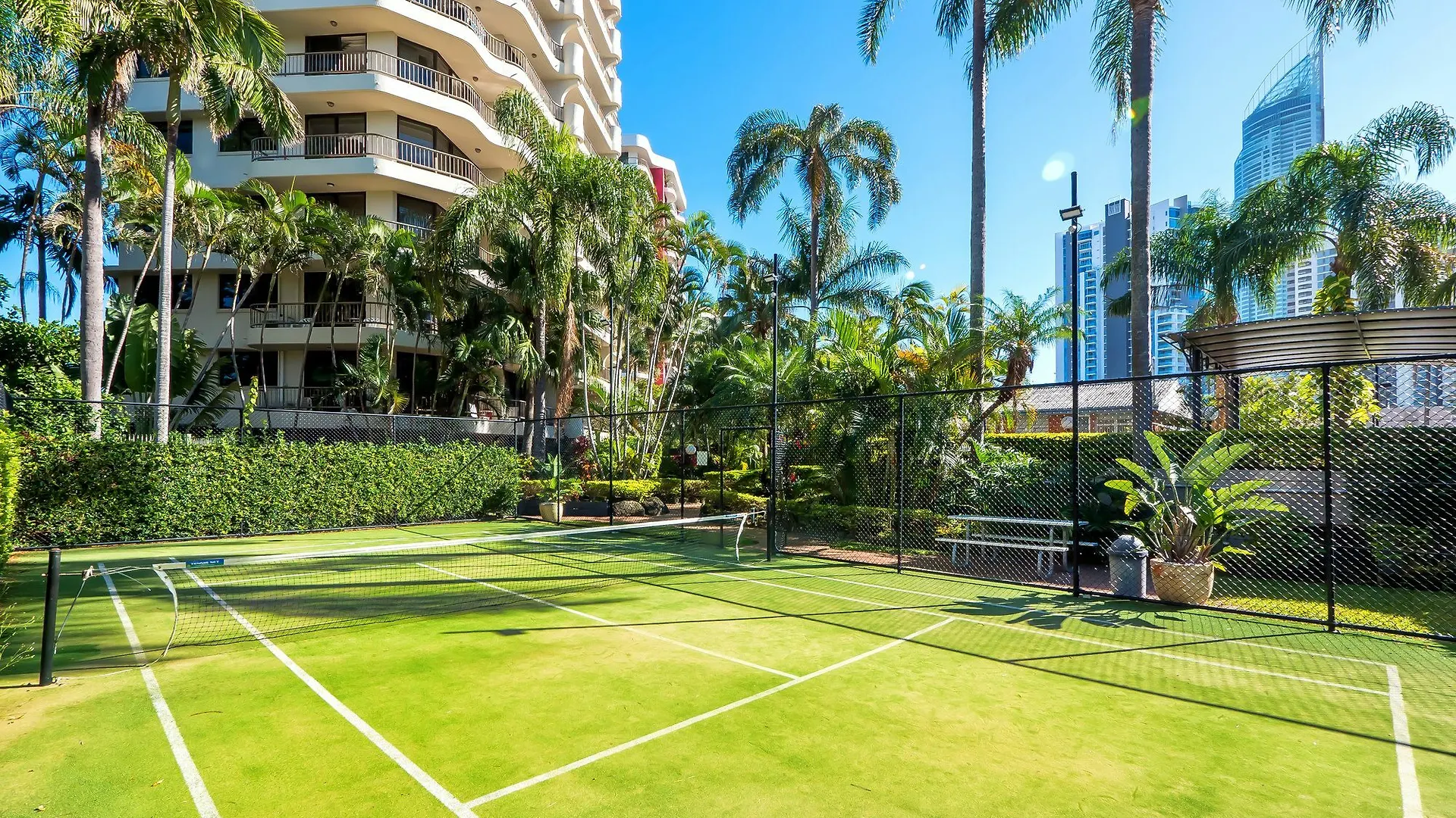 Aristocrat Apartments Gold Coast 3*,  Australia