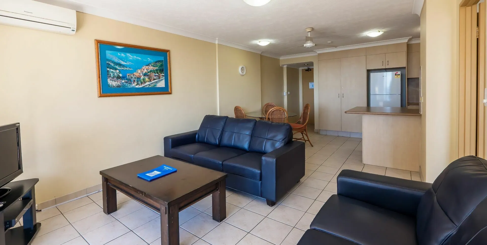 Aristocrat Apartments Gold Coast Aparthotel